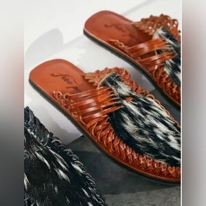 FREE PEOPLE Wanderer Woven Flats - NEW